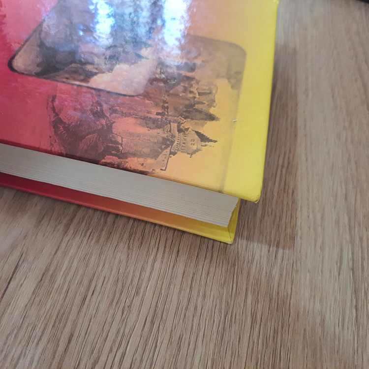 کتاب گوژپشت نتردام اثر ویکتور هوگو انتشارات اینا (دست دوم در حد نو)